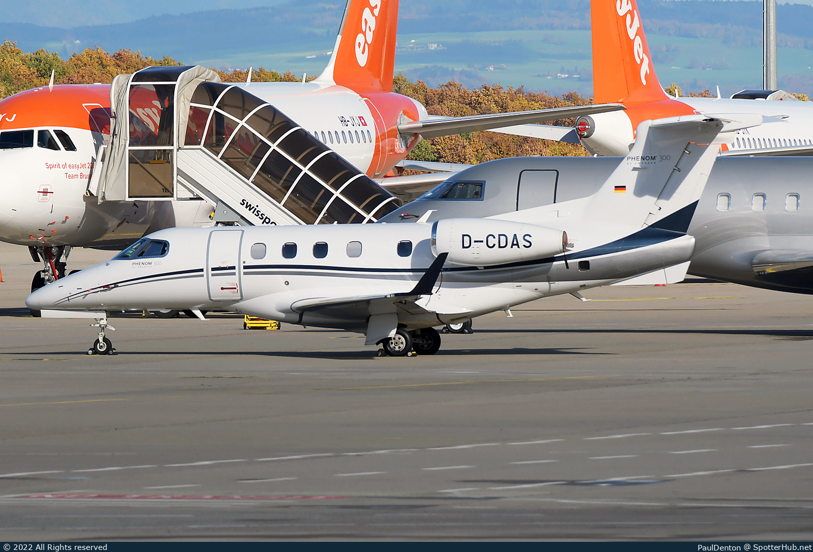 Photo of D-CDAS - Embraer Phenom 300 operated by DAS Private Jets