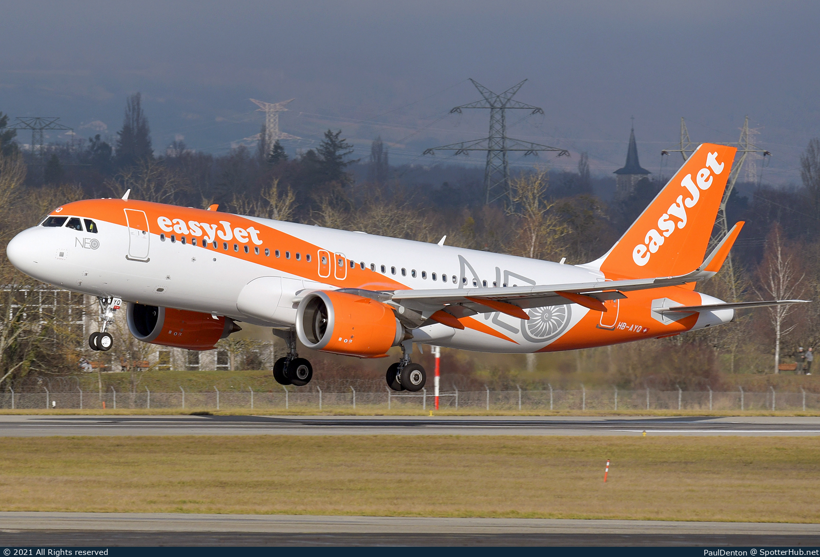 Photo of HB-AYQ - Airbus A320-251N operated by easyJet Switzerland