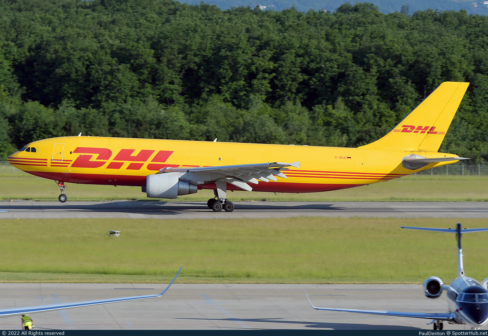 Photo of D-AEAI - Airbus A300B4-622R(F) operated by European Air Transport