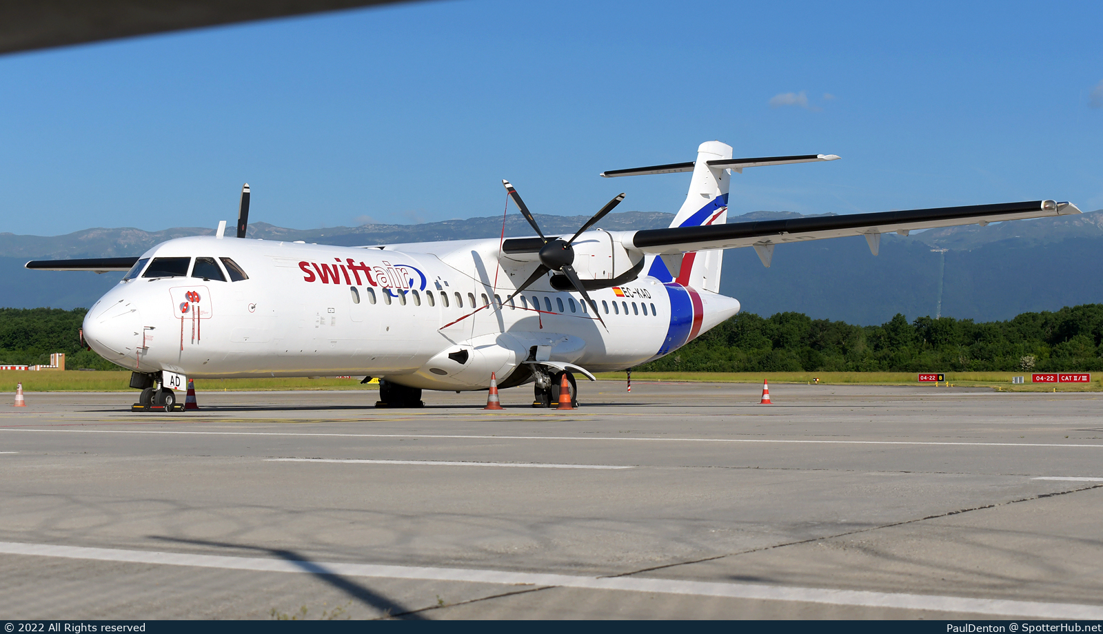 Photo of EC-KAD - ATR 72-202(F) operated by Swiftair