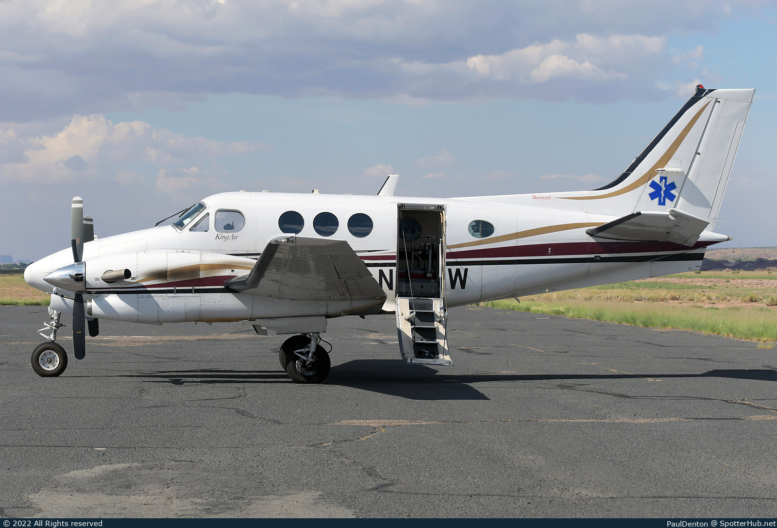 Photo of N692W - Beechcraft C90B King Air at Municipal