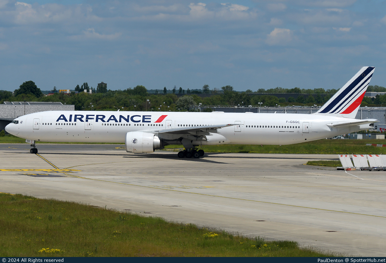 Photo of F-GSQC - Boeing 777-328(ER) operated by Air France