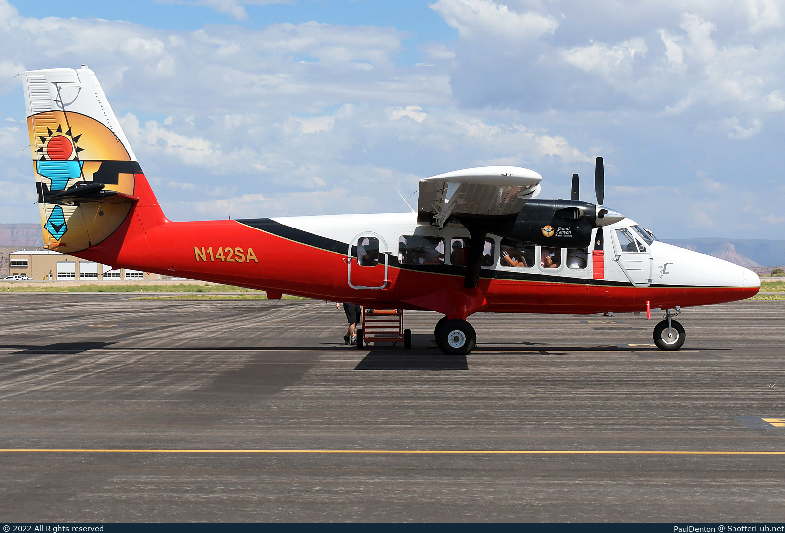 Photo of N142SA - De Havilland Canada DHC-6-300 Twin Otter operated by Grand Canyon Airlines