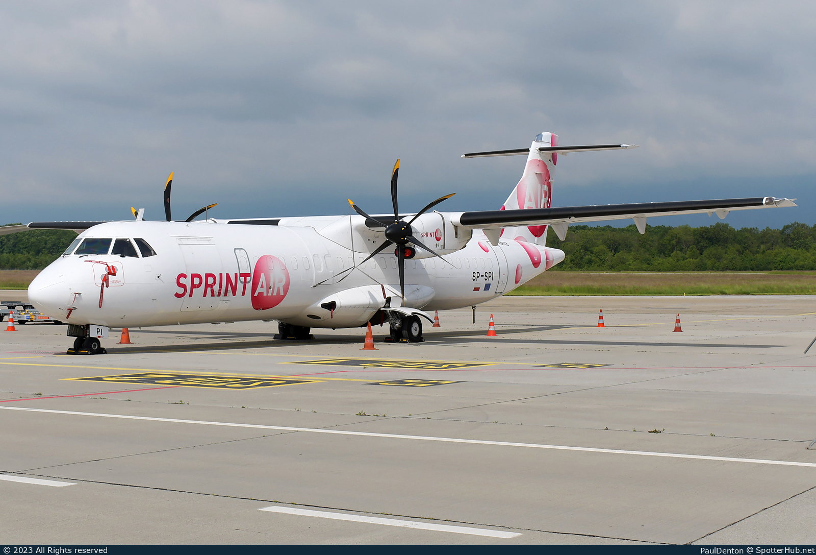 Photo of SP-SPI - ATR 72-500(F) operated by SprintAir