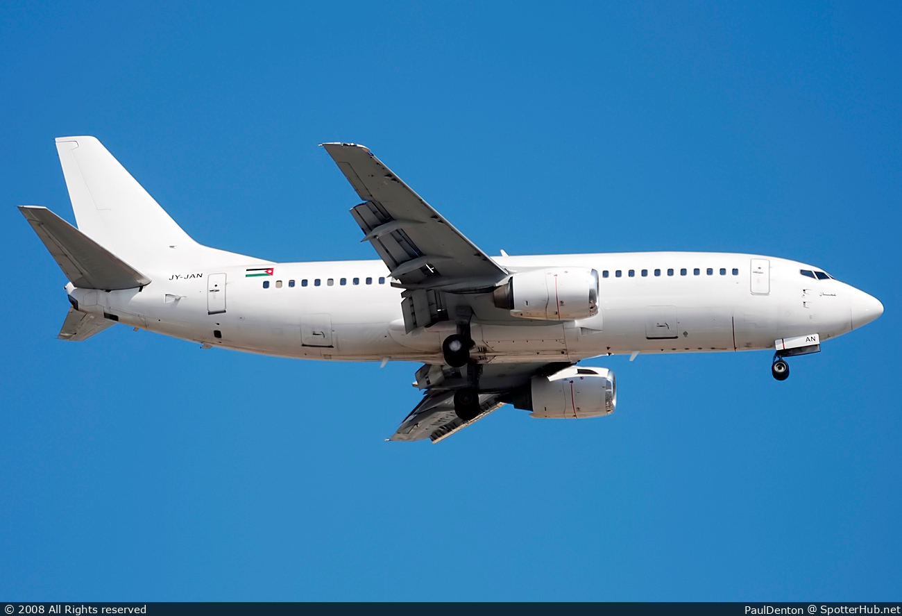 Photo of JY-JAN - Boeing 737-322 operated by Jordan Aviation