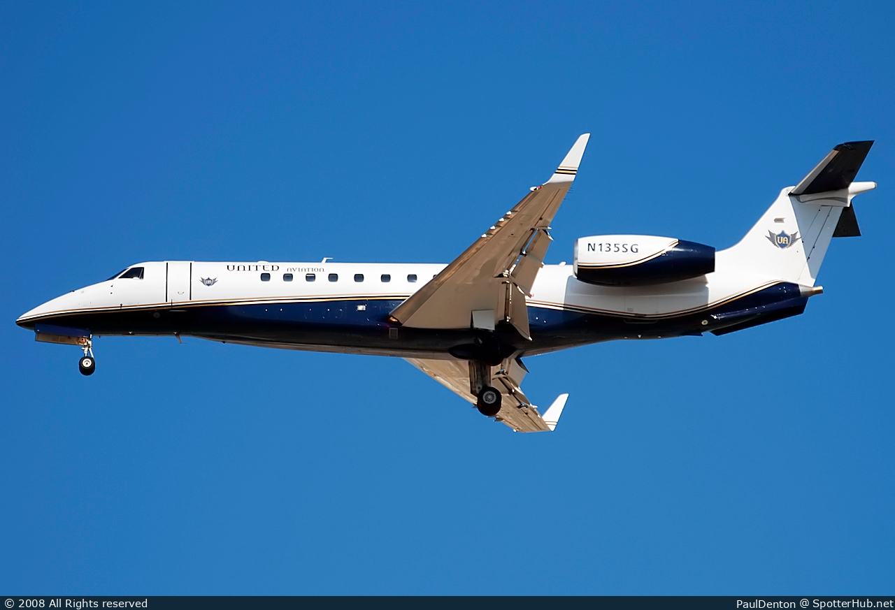 Photo of N135SG - Embraer Legacy 600 operated by United Aviation