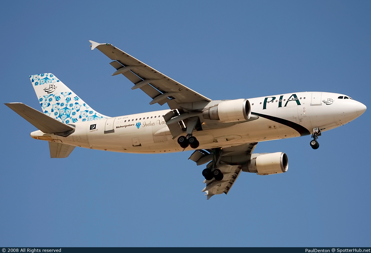 Photo of AP-BGR - Airbus A310-324 operated by PIA Pakistan International Airlines