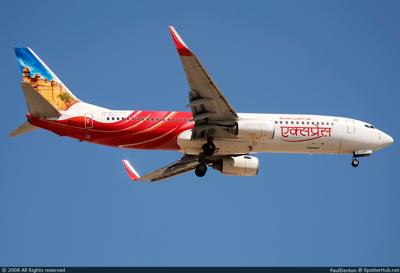 Photo of VT-AXJ - Boeing 737-8HG operated by Air India Express