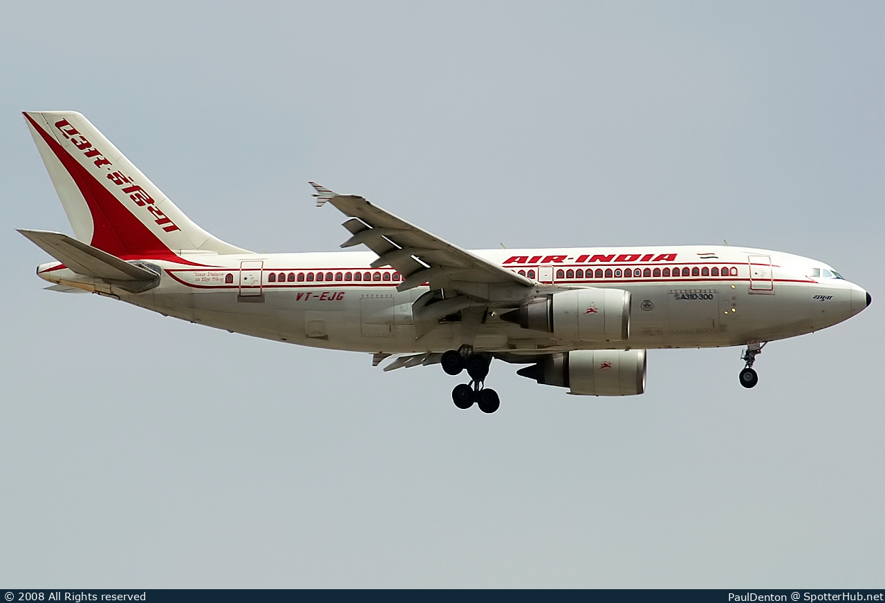Photo of VT-EJG - Airbus A310-304 operated by Air India