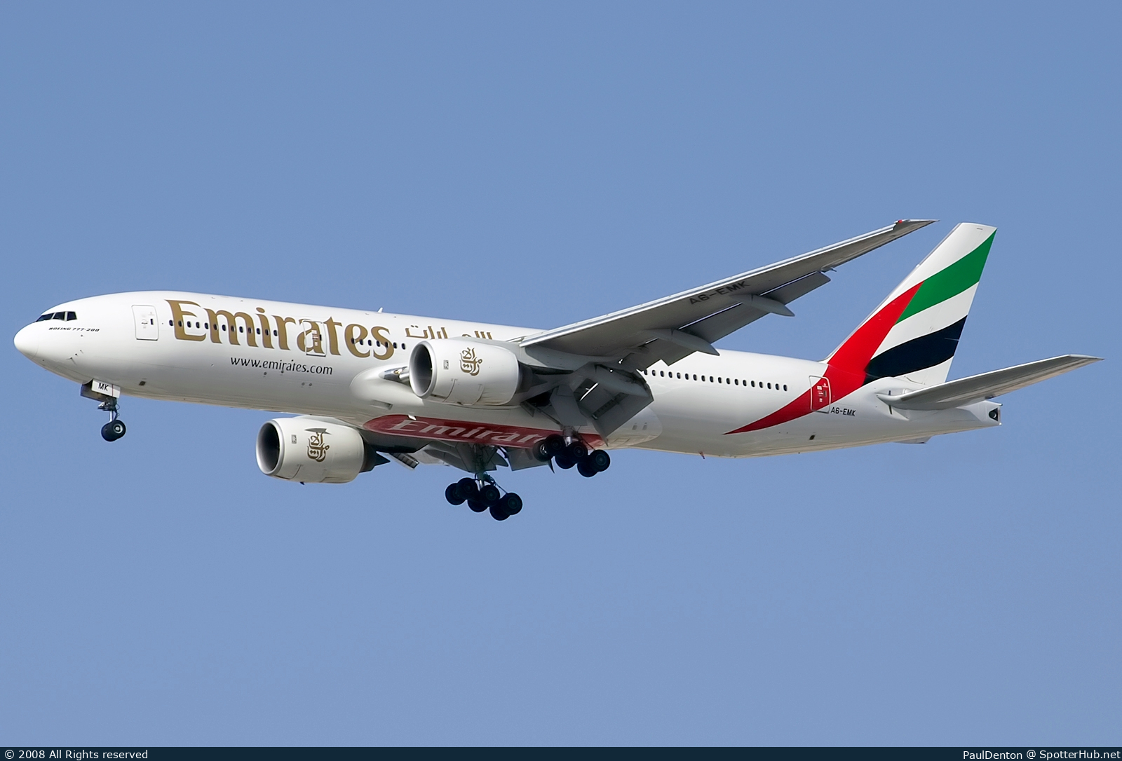 Photo of A6-EMK - Boeing 777-21H(ER) operated by Emirates