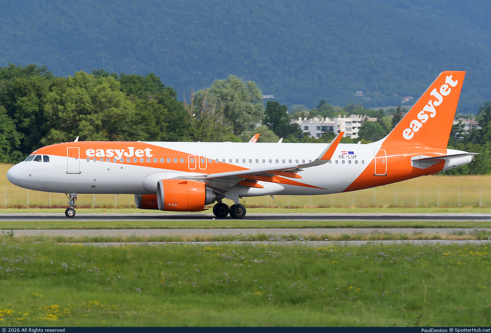 Photo of OE-LUF - Airbus A320-251N operated by easyJet Europe
