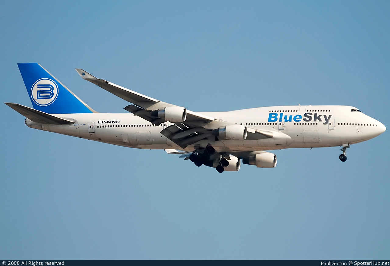 Photo of EP-MNC - Boeing 747-422 operated by Blue Sky
