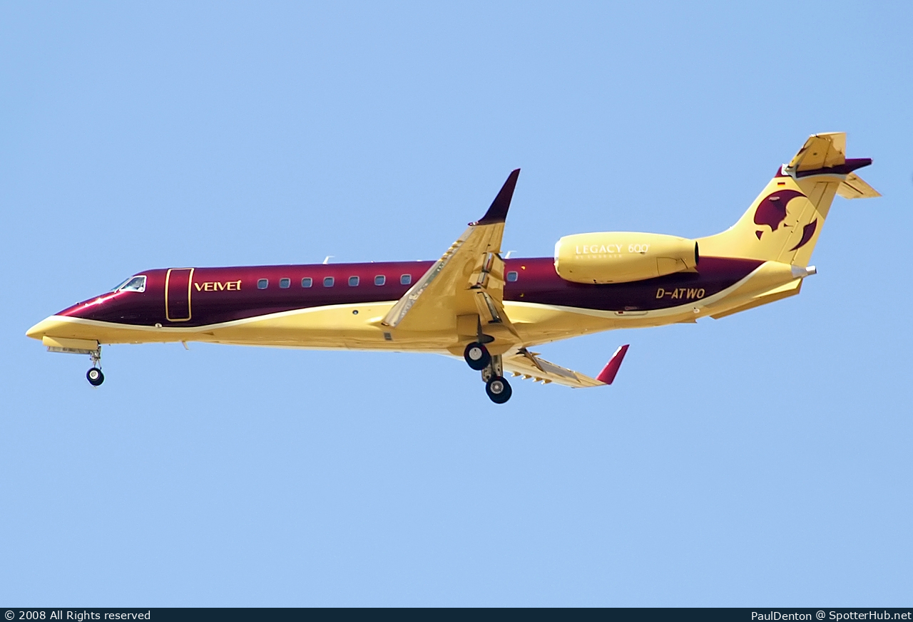 Photo of D-ATWO - Embraer Legacy 600 operated by Cirrus Airlines