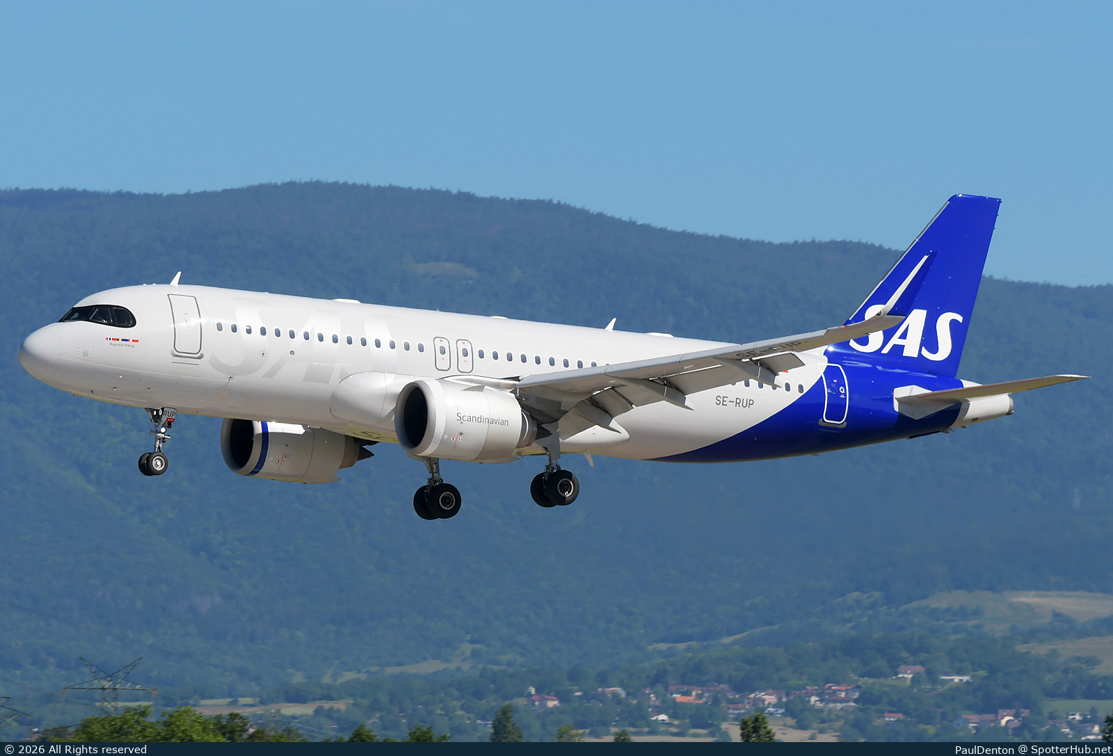 Photo of SE-RUP - Airbus A320-251N operated by SAS Scandinavian Airlines