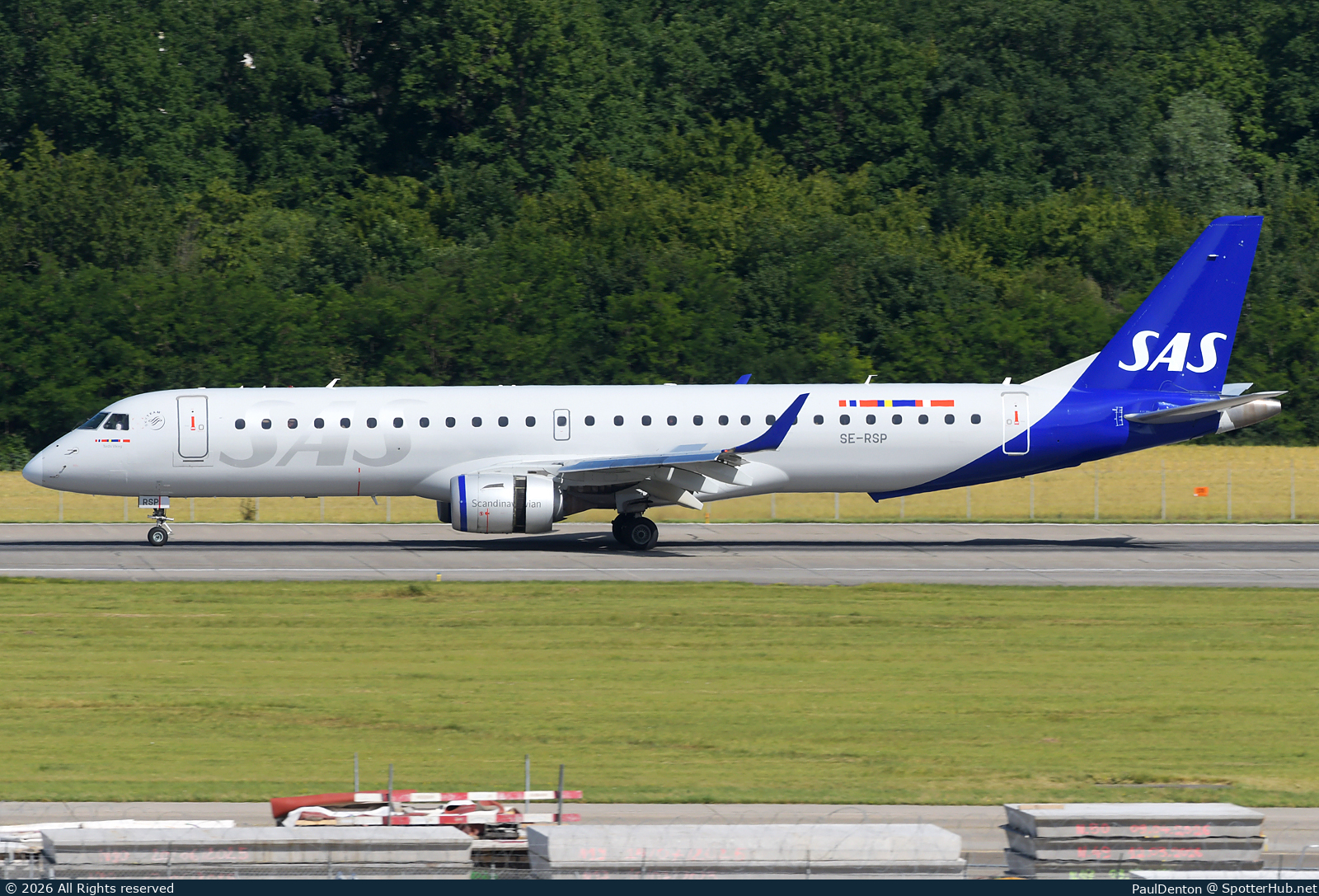 Photo of SE-RSP - Embraer ERJ-195LR operated by SAS Link