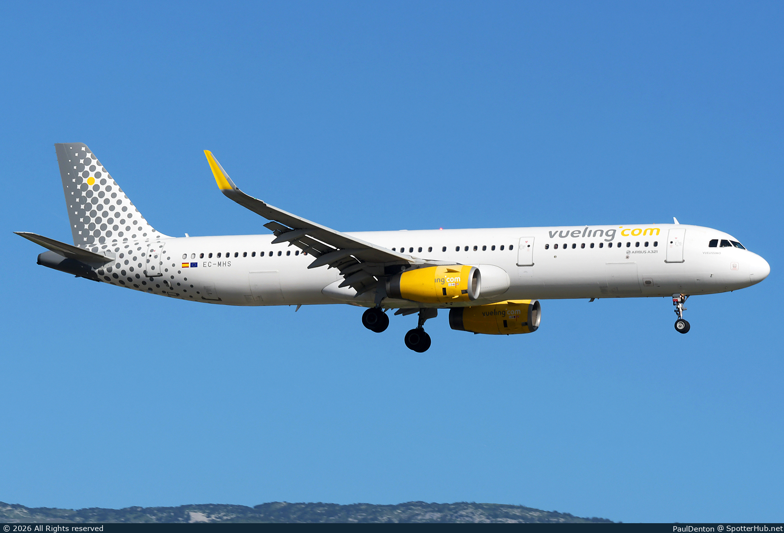Photo of EC-MHS - Airbus A321-231 operated by Vueling