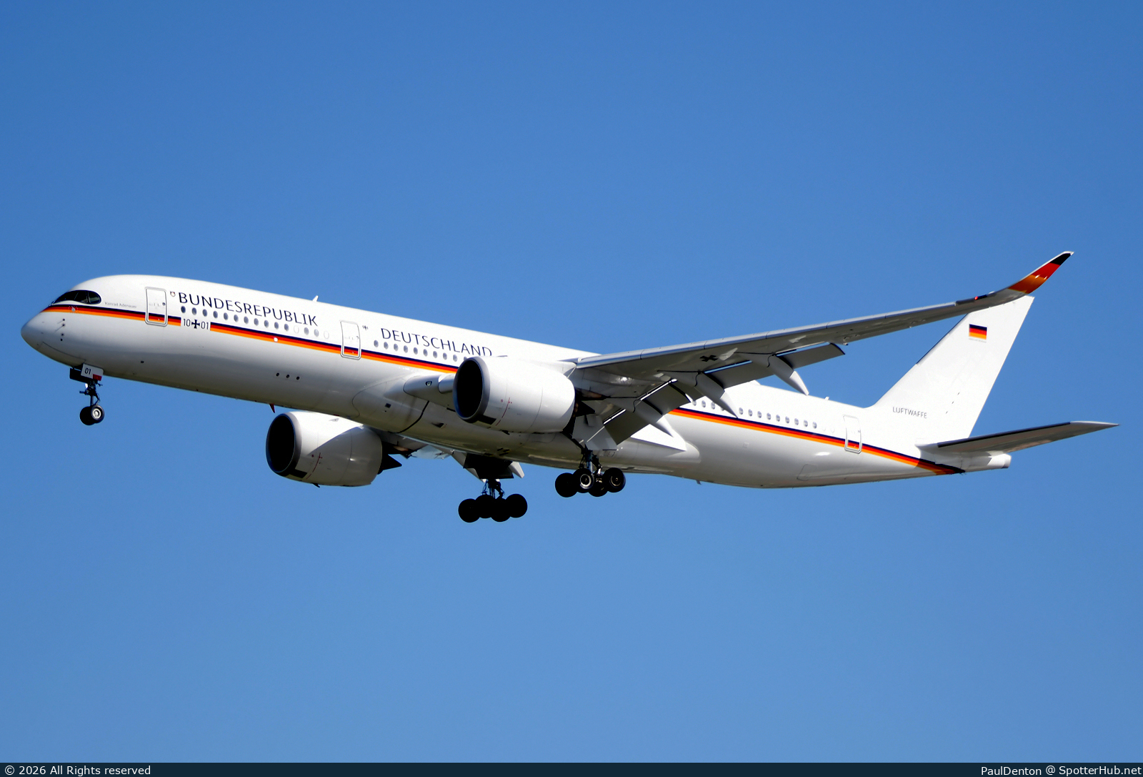 Photo of 10+01 - Airbus A350-941(CJ) operated by German Air Force