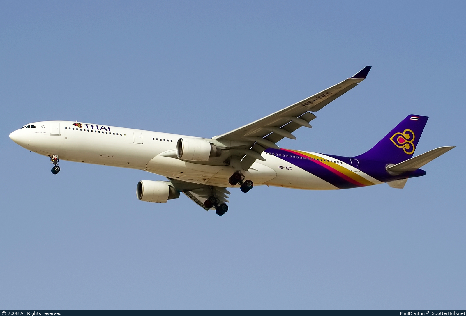 Photo of HS-TEC - Airbus A330-321 operated by Thai Airways International