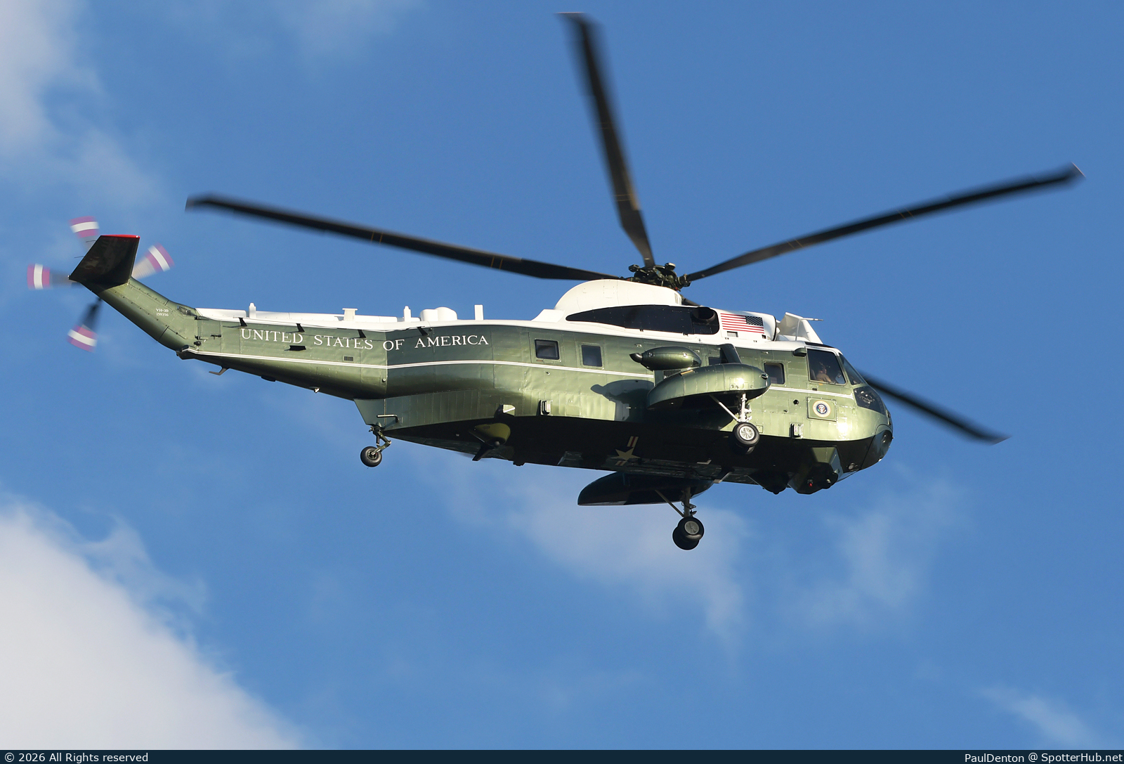 Photo of 159356 - Sikorsky VH-3D Sea King operated by US Marine Corps