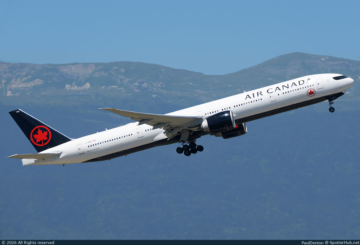 Photo of C-FNNQ - Boeing 777-333(ER) operated by Air Canada