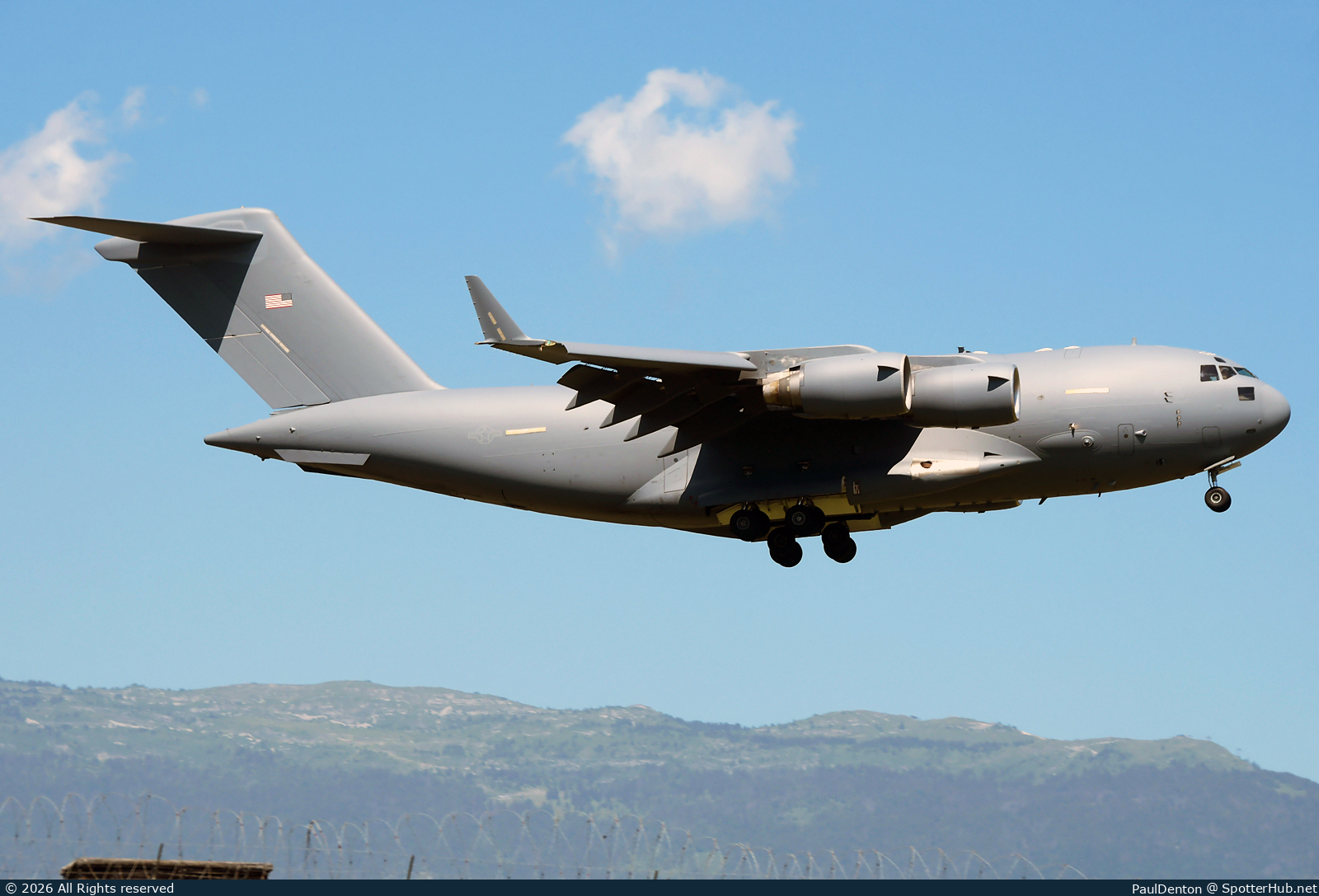 Photo of 10-0221 - Boeing C-17A Globemaster III operated by US Air Force