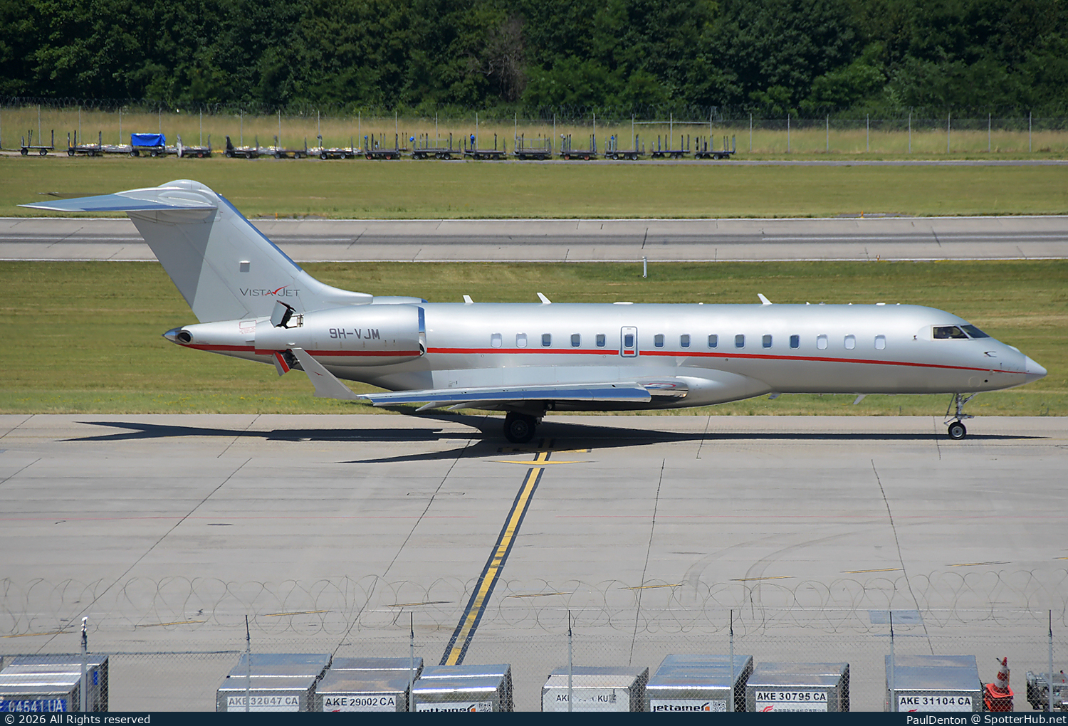 Photo of 9H-VJM - Bombardier Global 6000 operated by VistaJet