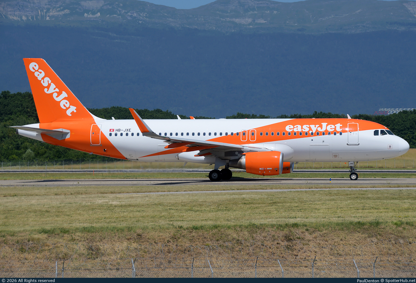 Photo of HB-JXE - Airbus A320-214 operated by easyJet Switzerland
