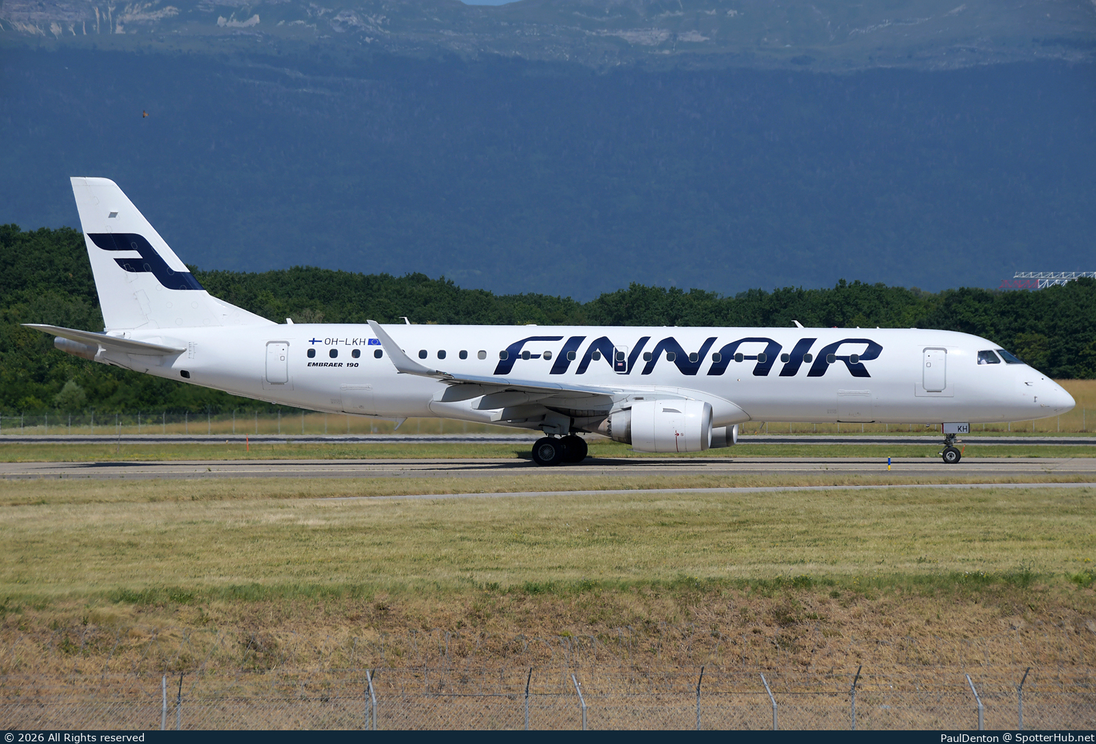 Photo of OH-LKH - Embraer ERJ-190LR operated by Finnair (opb Nordic Regional Airlines)
