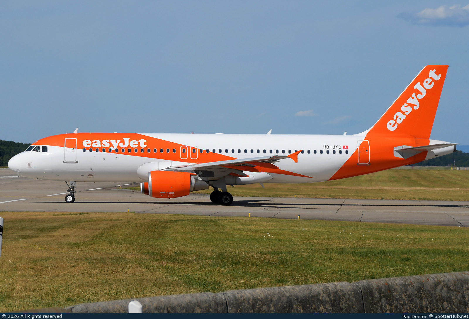 Photo of HB-JYD - Airbus A320-214 operated by easyJet Switzerland