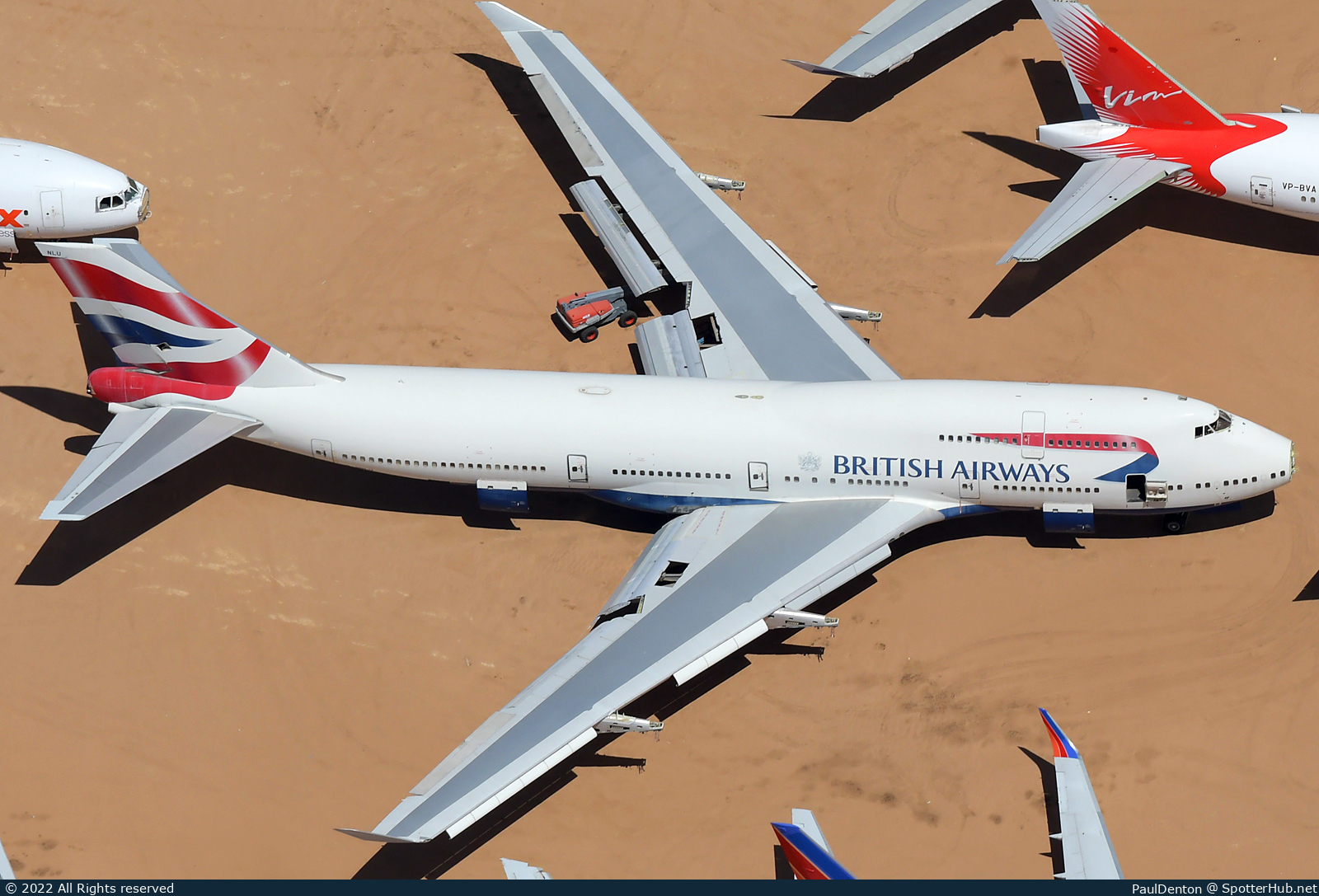 Photo of G-BNLU - Boeing 747-436 operated by British Airways