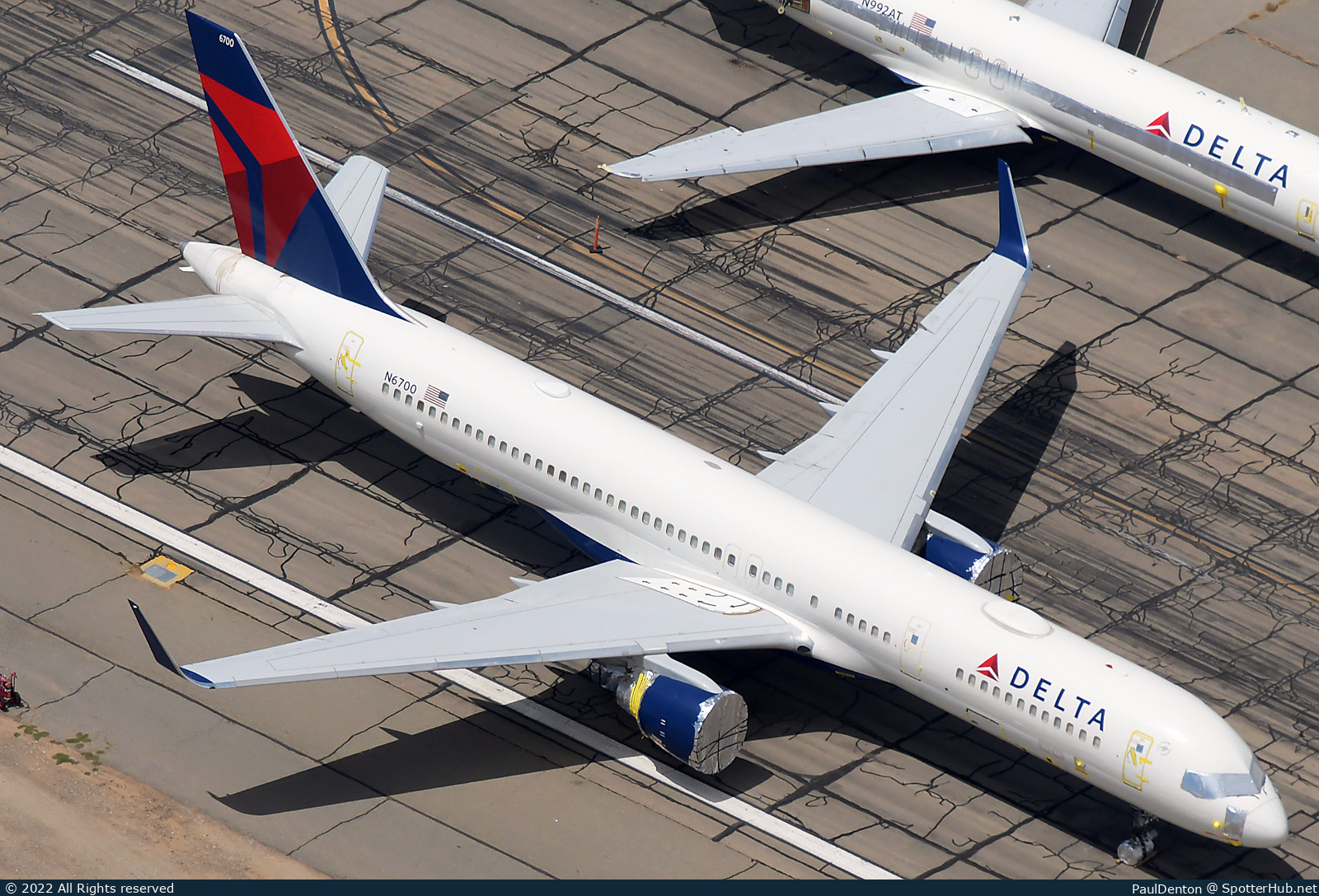 Photo of N6700 - Boeing 757-232 operated by Delta Air Lines