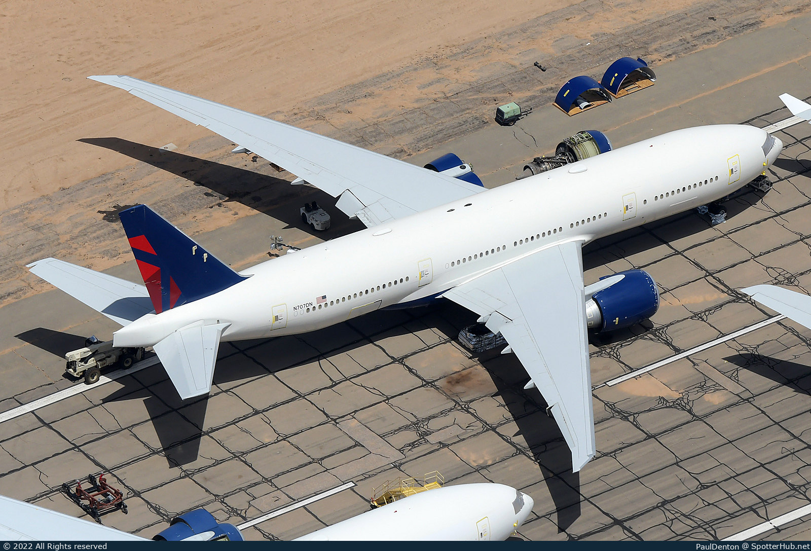 Photo of N707DN - Boeing 777-232(LR) operated by Delta Air Lines
