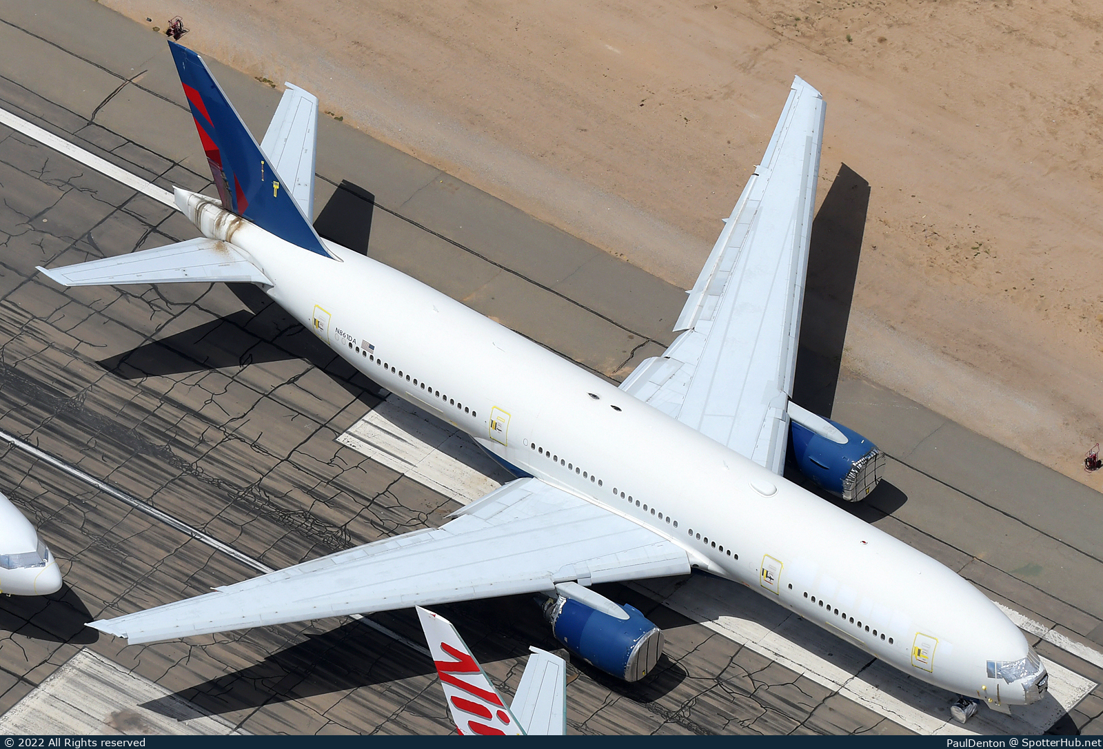Photo of N861DA - Boeing 777-232(ER) operated by Delta Air Lines