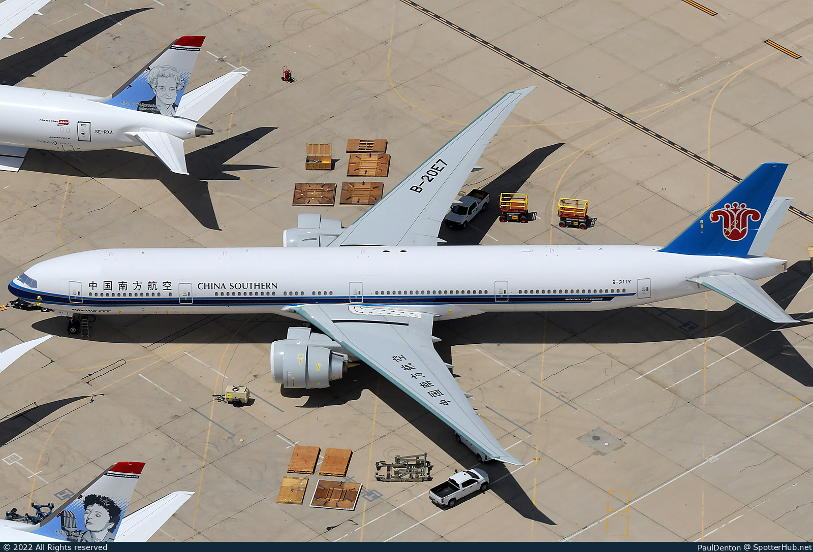 Photo of B-20E7 - Boeing 777-31B(ER) operated by China Southern Airlines