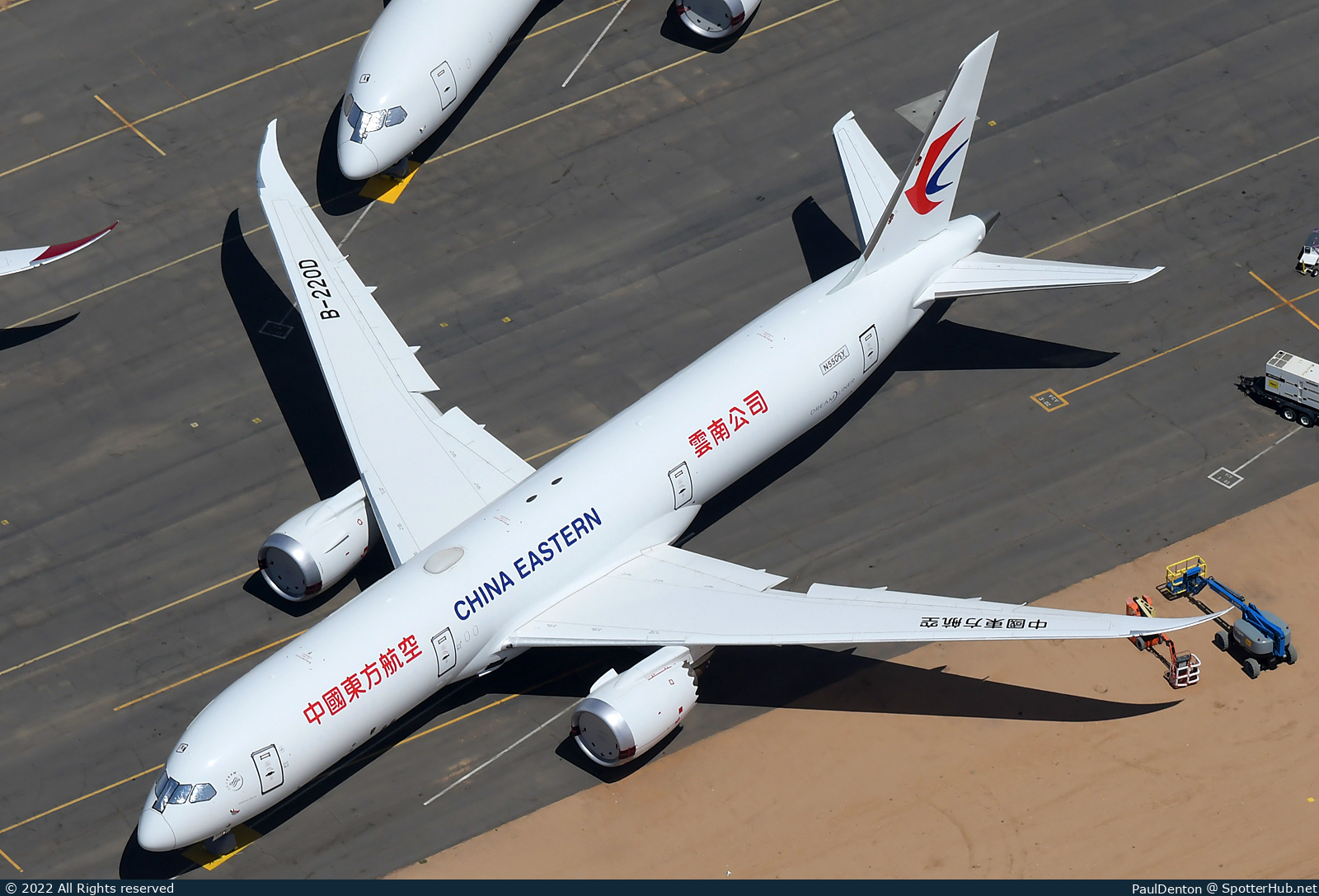 Photo of B-220D - Boeing 787-9 Dreamliner operated by China Eastern Airlines