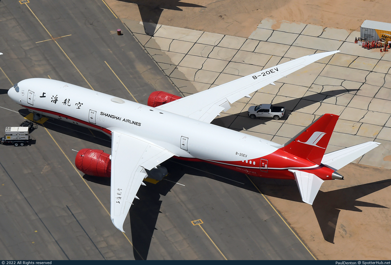 Photo of B-20EV - Boeing 787-9 Dreamliner operated by Shanghai Airlines