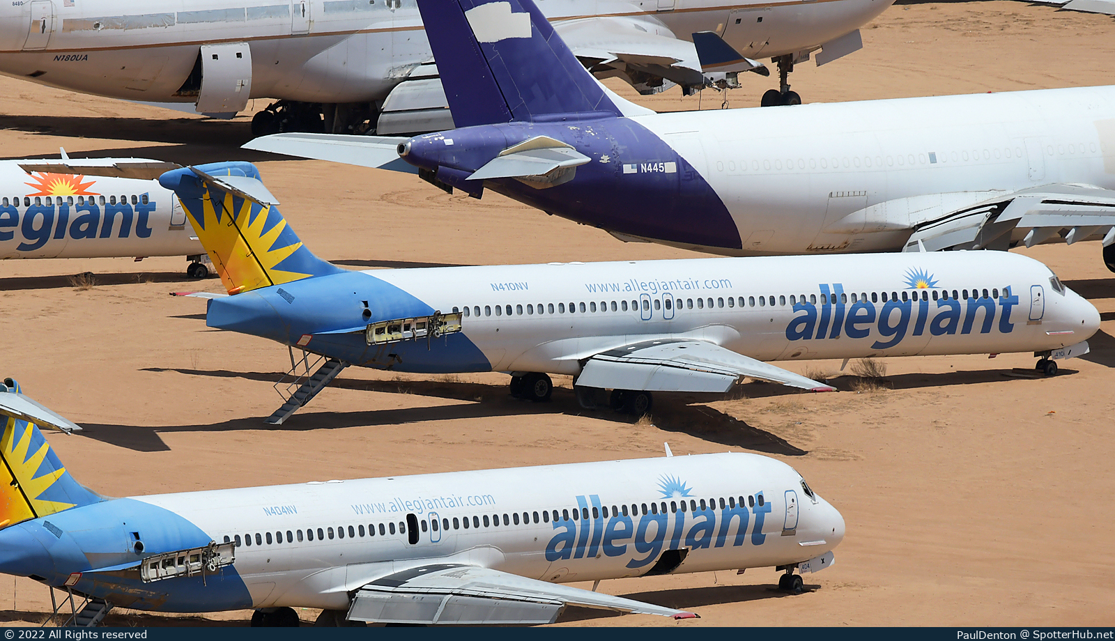 Photo of N410NV - McDonnell Douglas MD-83 operated by Allegiant Air