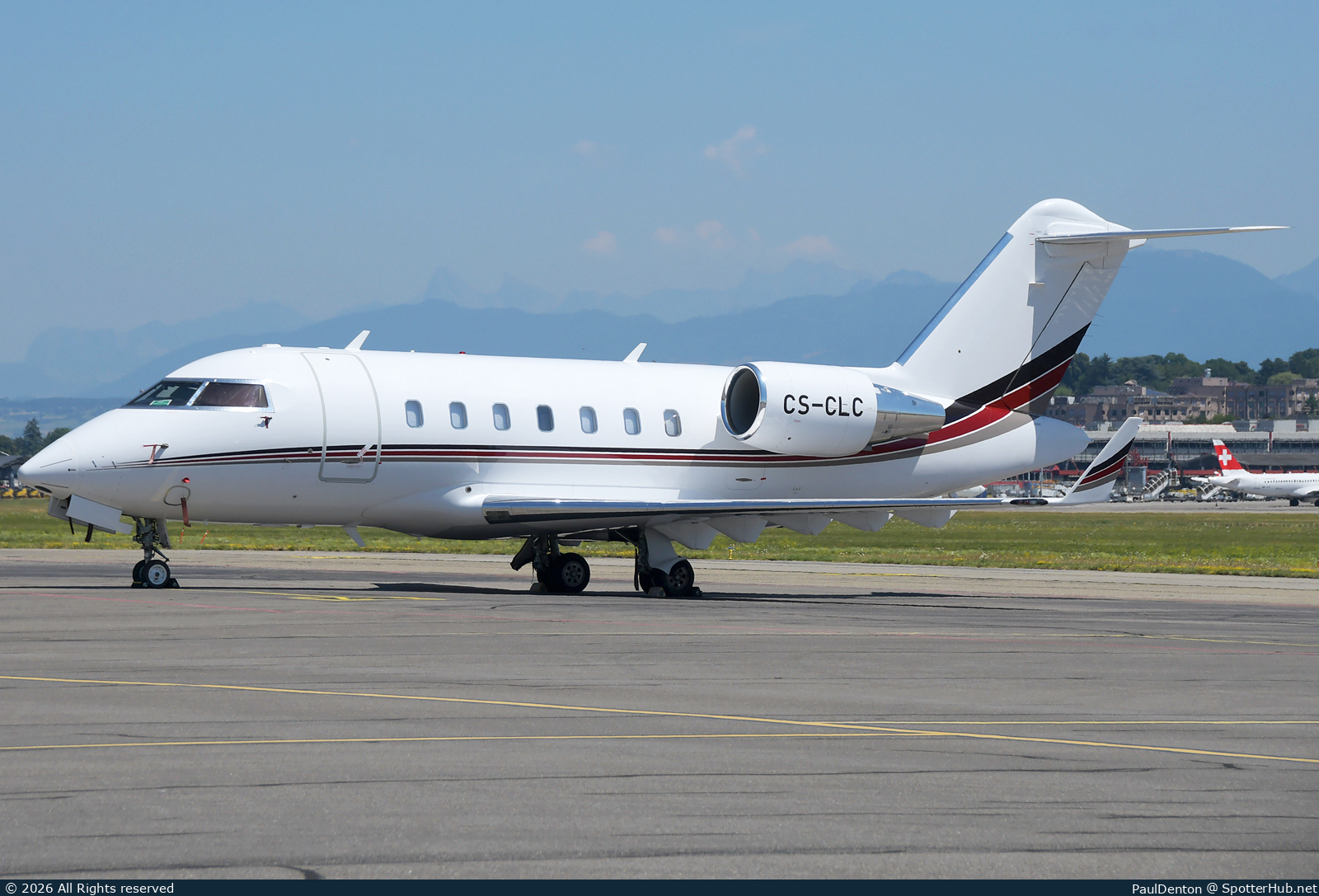 Photo of CS-CLC - Bombardier Challenger 650 operated by NetJets Europe
