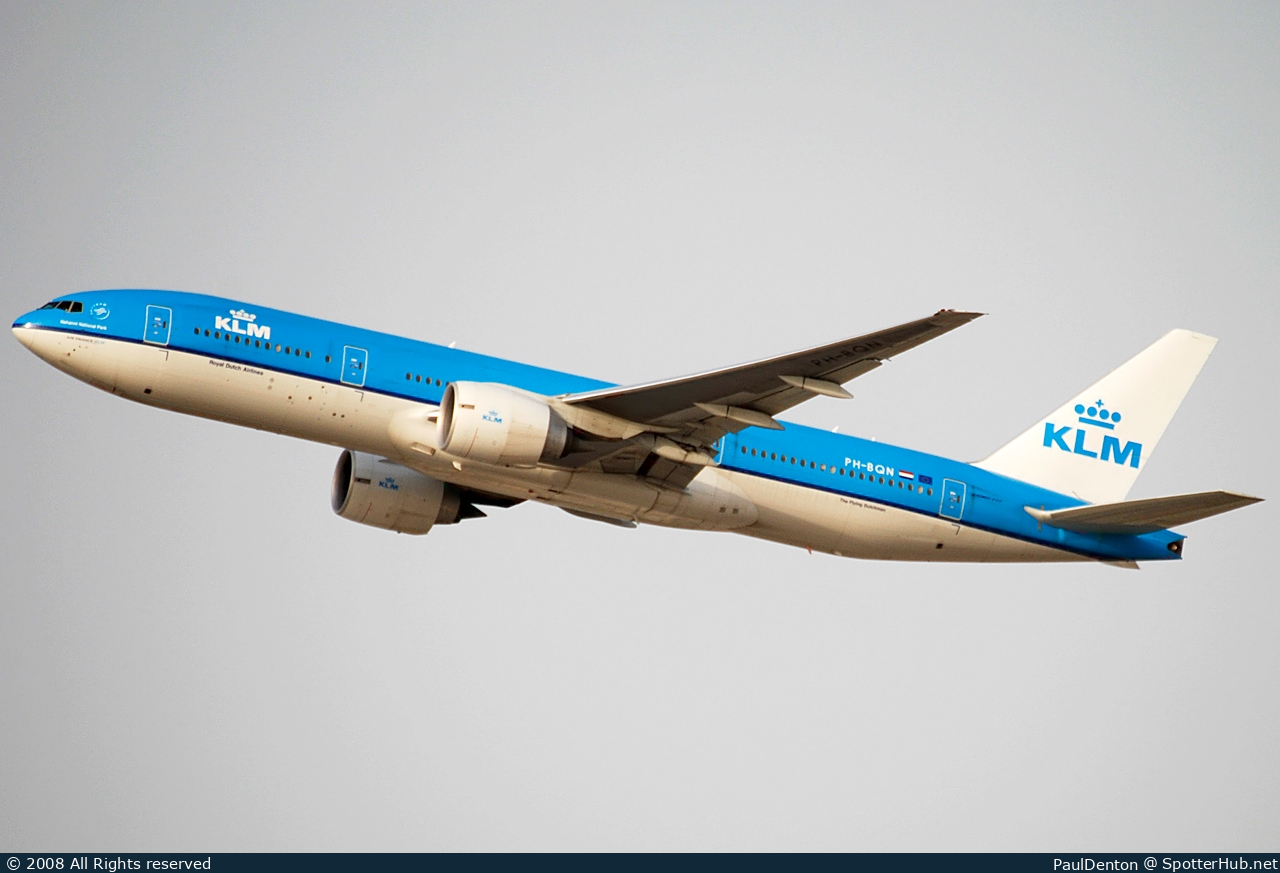 Photo of PH-BQN - Boeing 777-206(ER) operated by KLM Royal Dutch Airlines