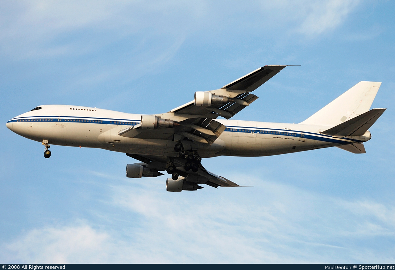 Photo of G-MKHA - Boeing 747-2J6B(SF) operated by MK Airlines