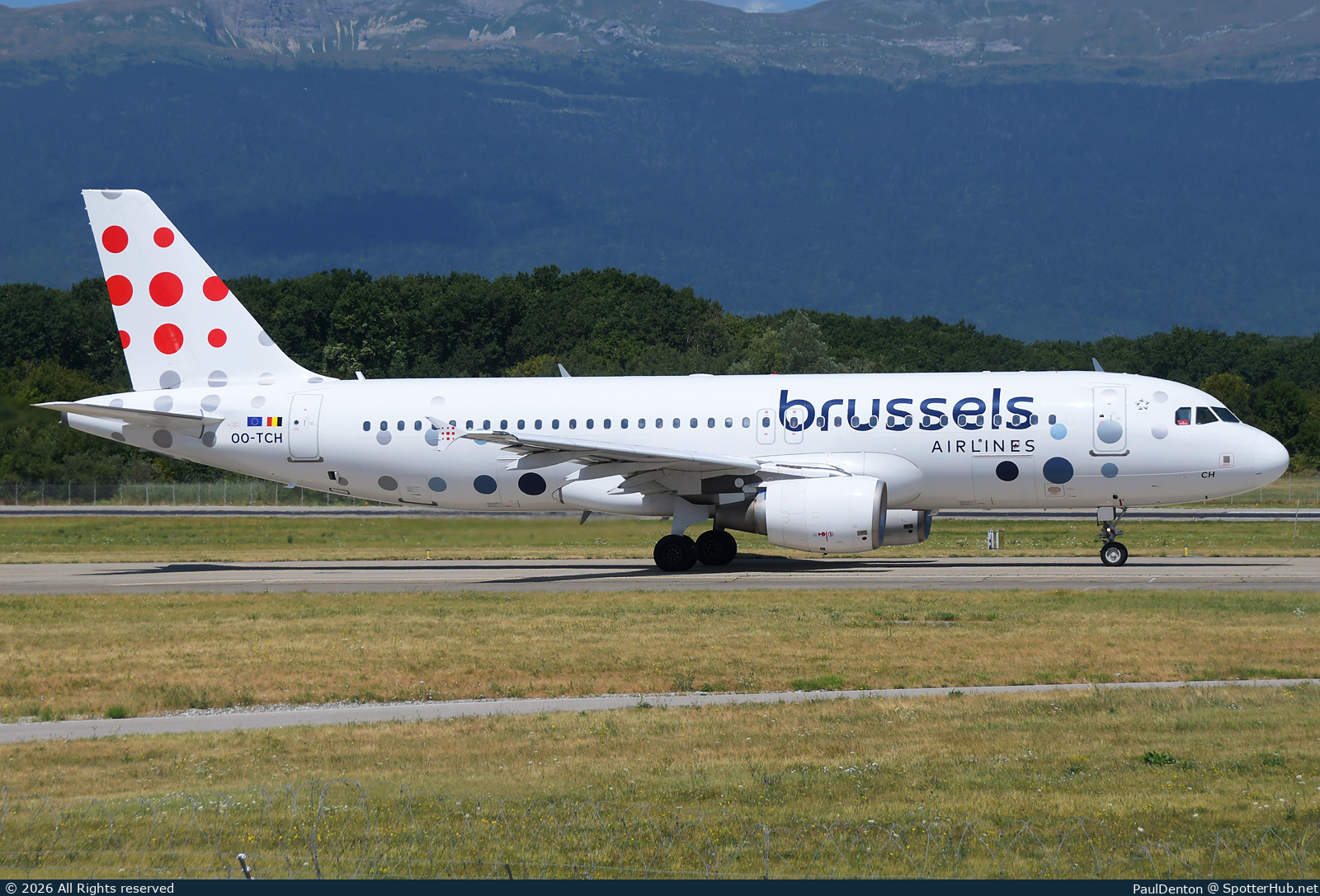Photo of OO-TCH - Airbus A320-214 operated by Brussels Airlines