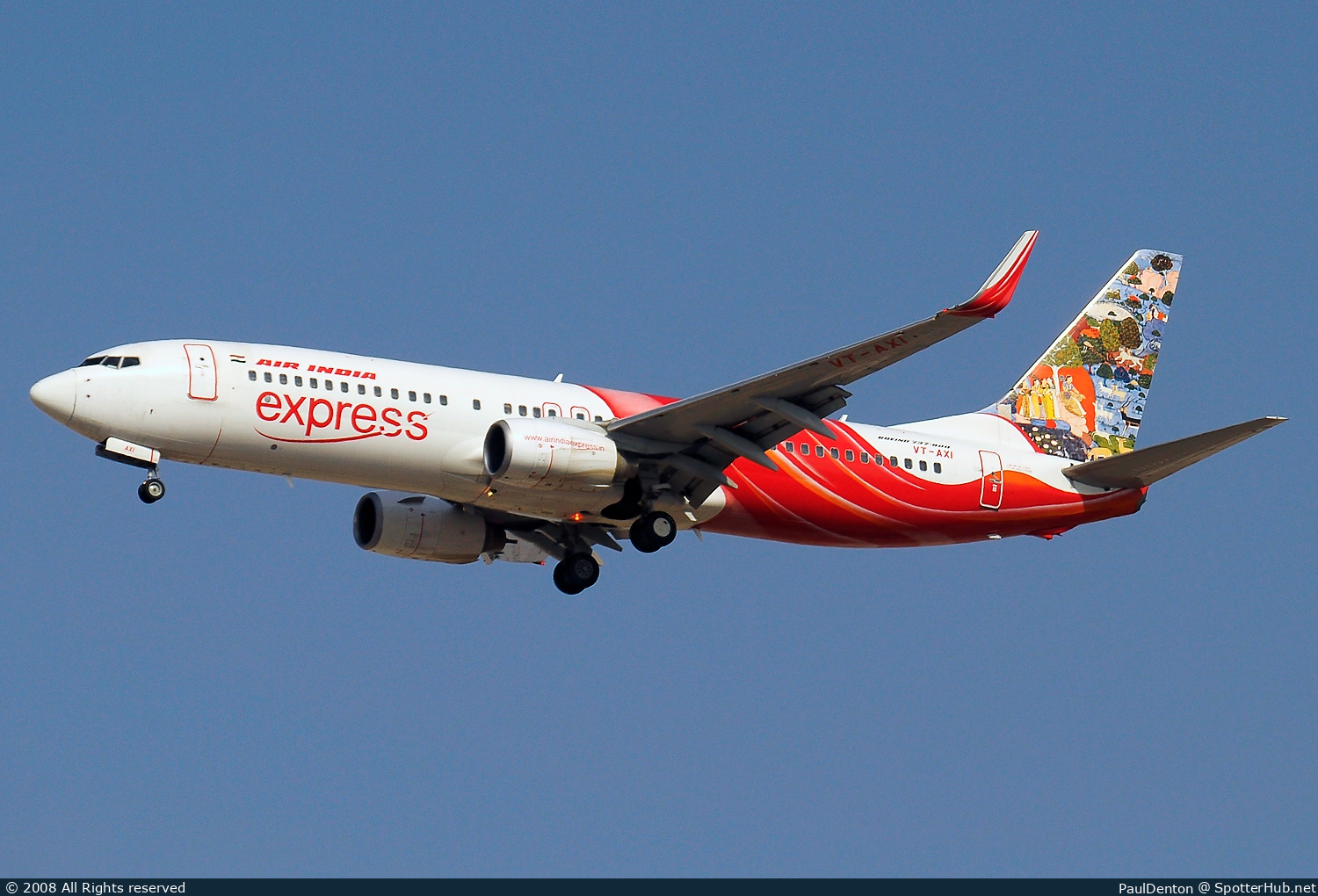 Photo of VT-AXI - Boeing 737-8HG operated by Air India Express