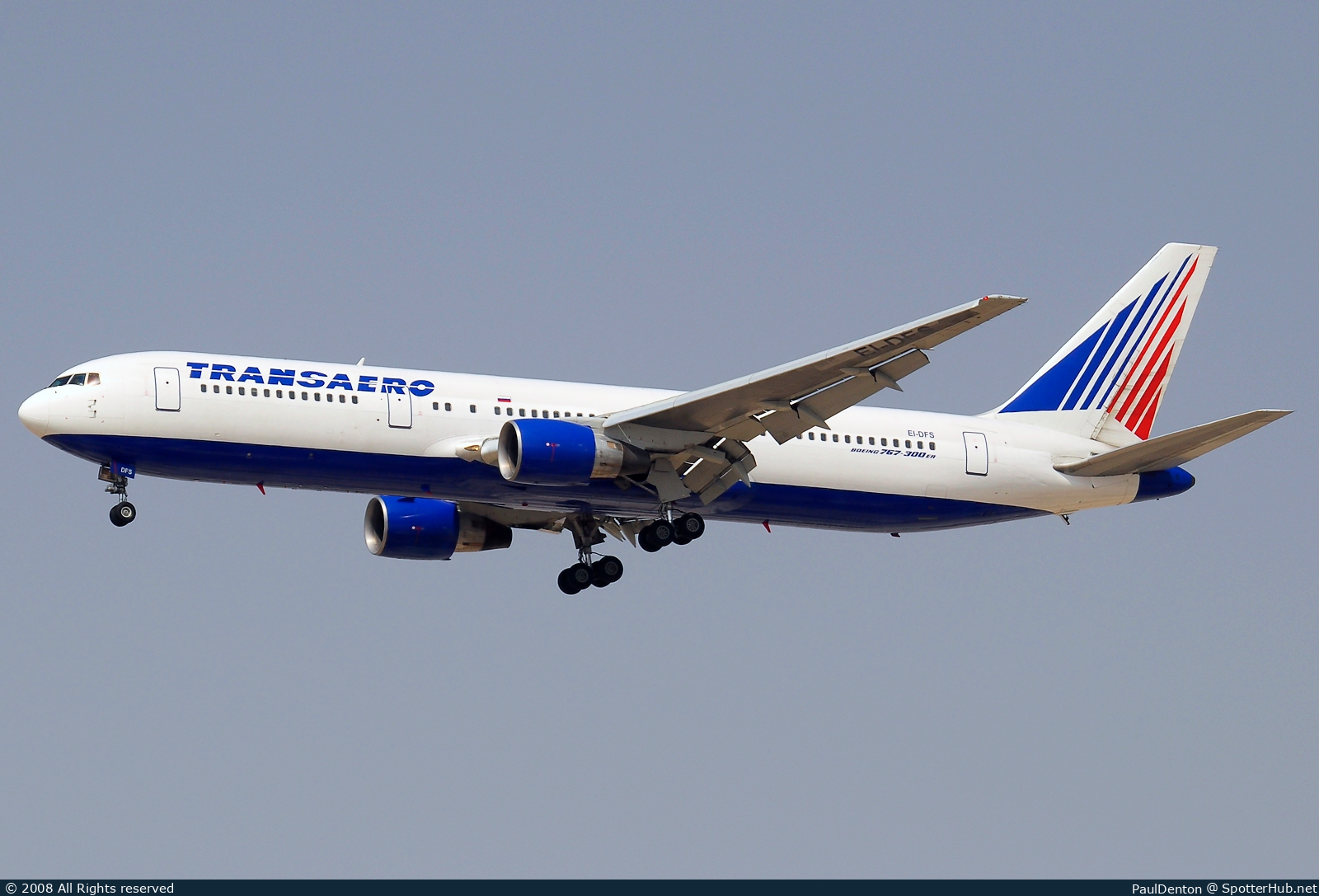 Photo of EI-DFS - Boeing 767-33A(ER) operated by Transaero
