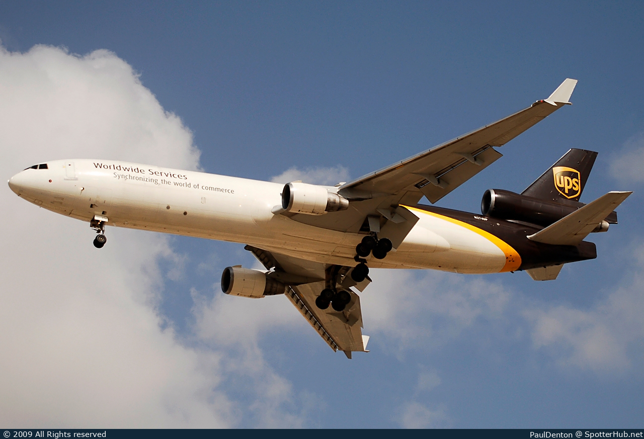 Photo of N274UP - McDonnell Douglas MD-11(F) operated by UPS United Parcel Service