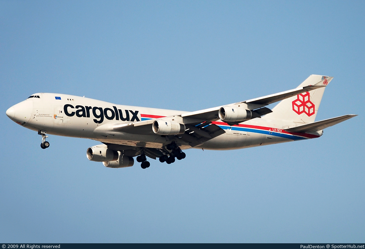 Photo of LX-SCV - Boeing 747-4R7F operated by Cargolux