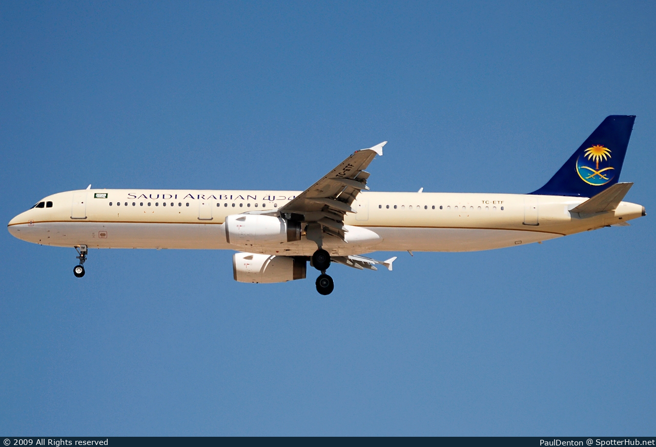 Photo of TC-ETF - Airbus A321-231 operated by Saudi Arabian Airlines (opb Atlasjet)