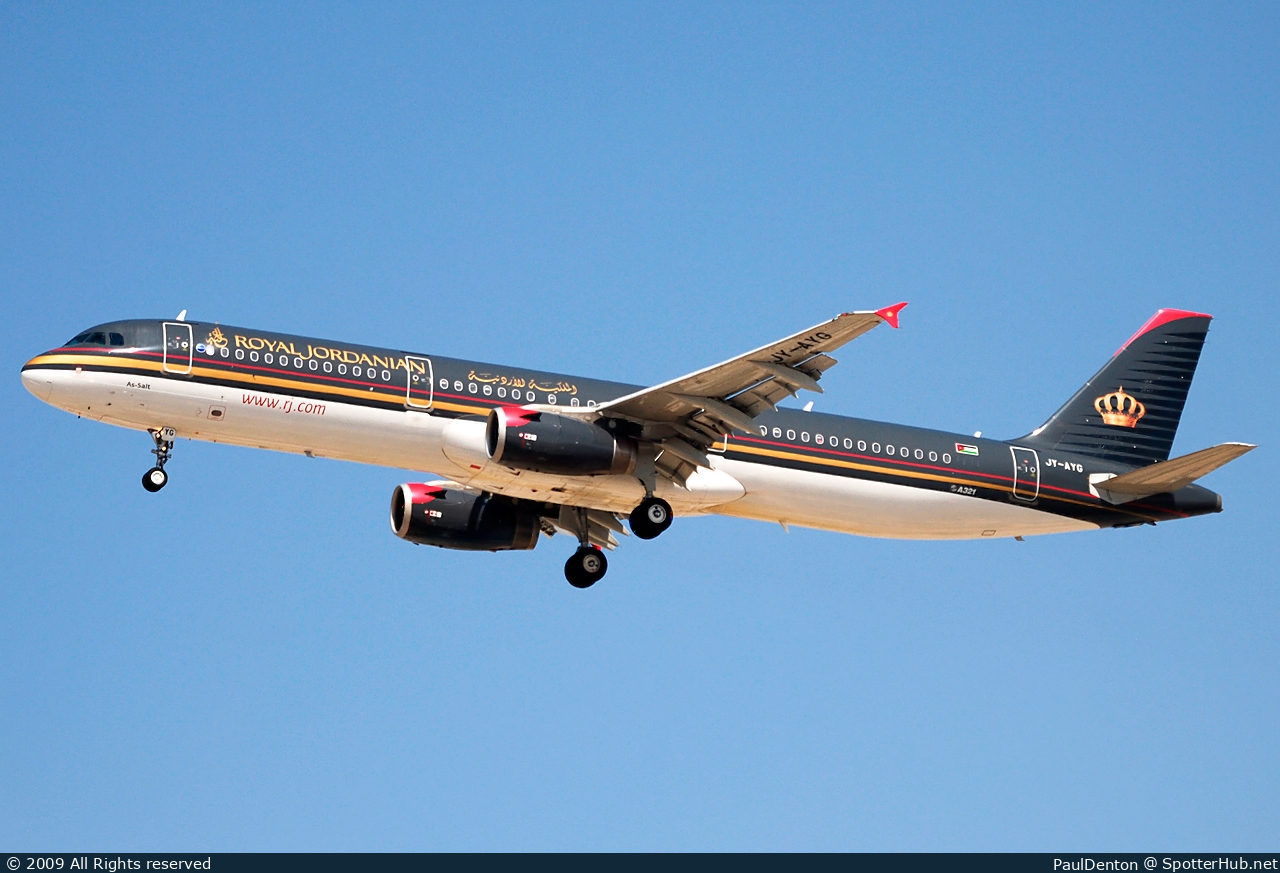 Photo of JY-AYG - Airbus A321-231 operated by Royal Jordanian Airlines