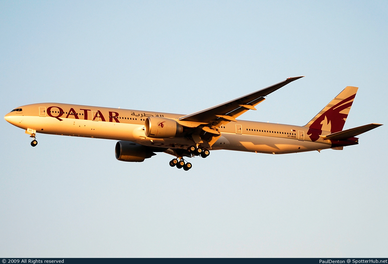 Photo of A7-BAE - Boeing 777-3DZ(ER) operated by Qatar Airways