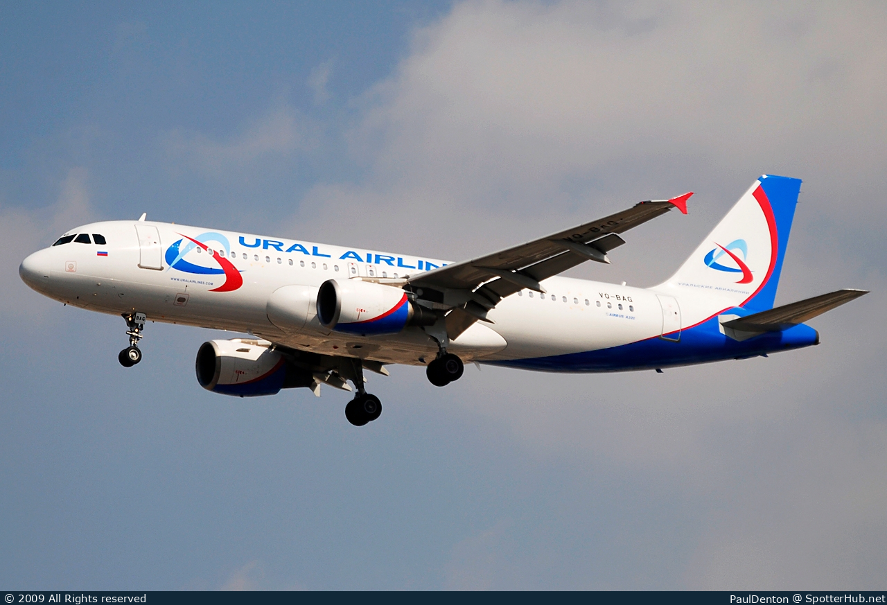 Photo of VQ-BAG - Airbus A320-214 operated by Ural Airlines