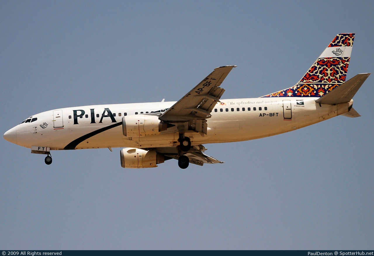 Photo of AP-BFT - Boeing 737-340 operated by PIA Pakistan International Airlines